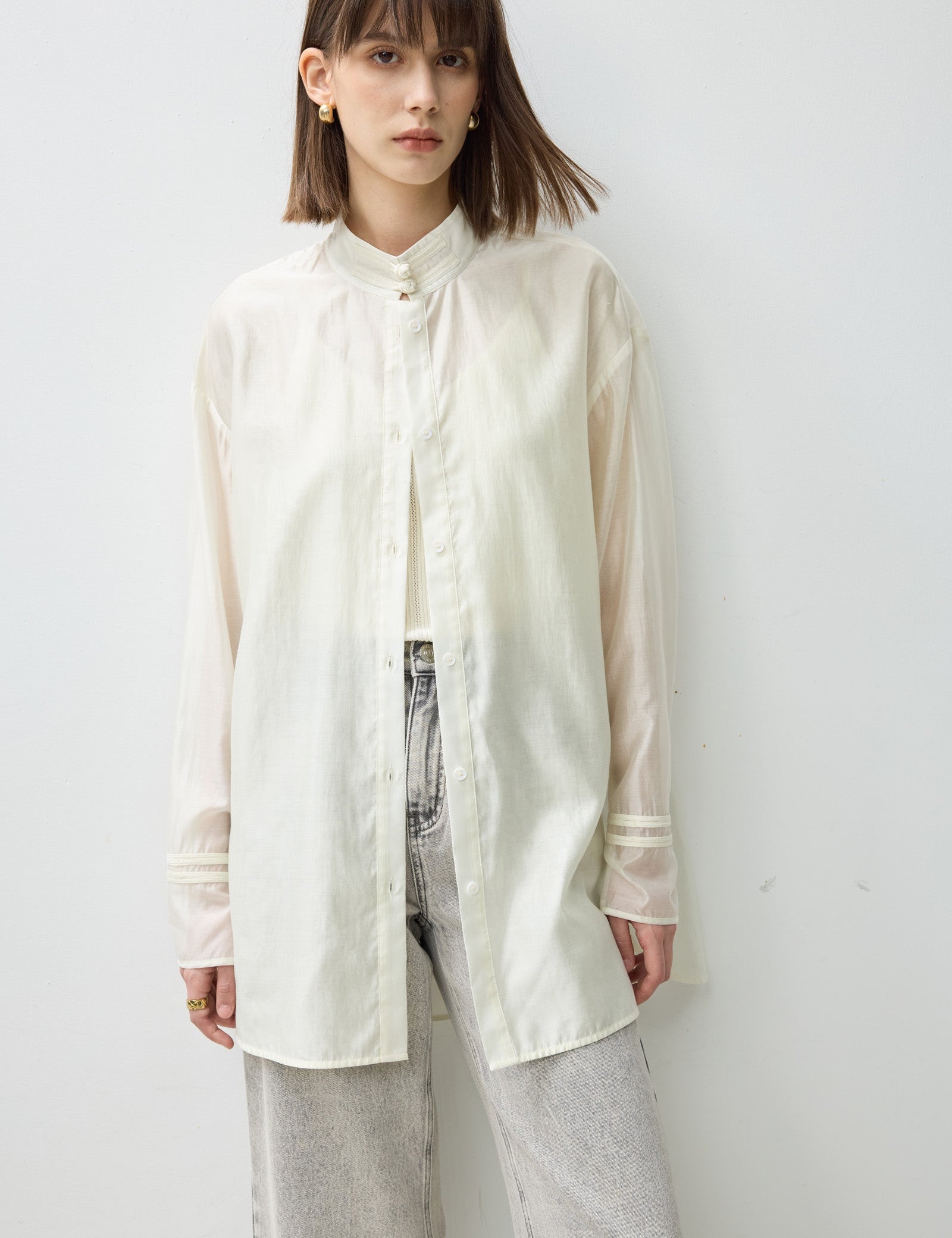 #color_Off White
