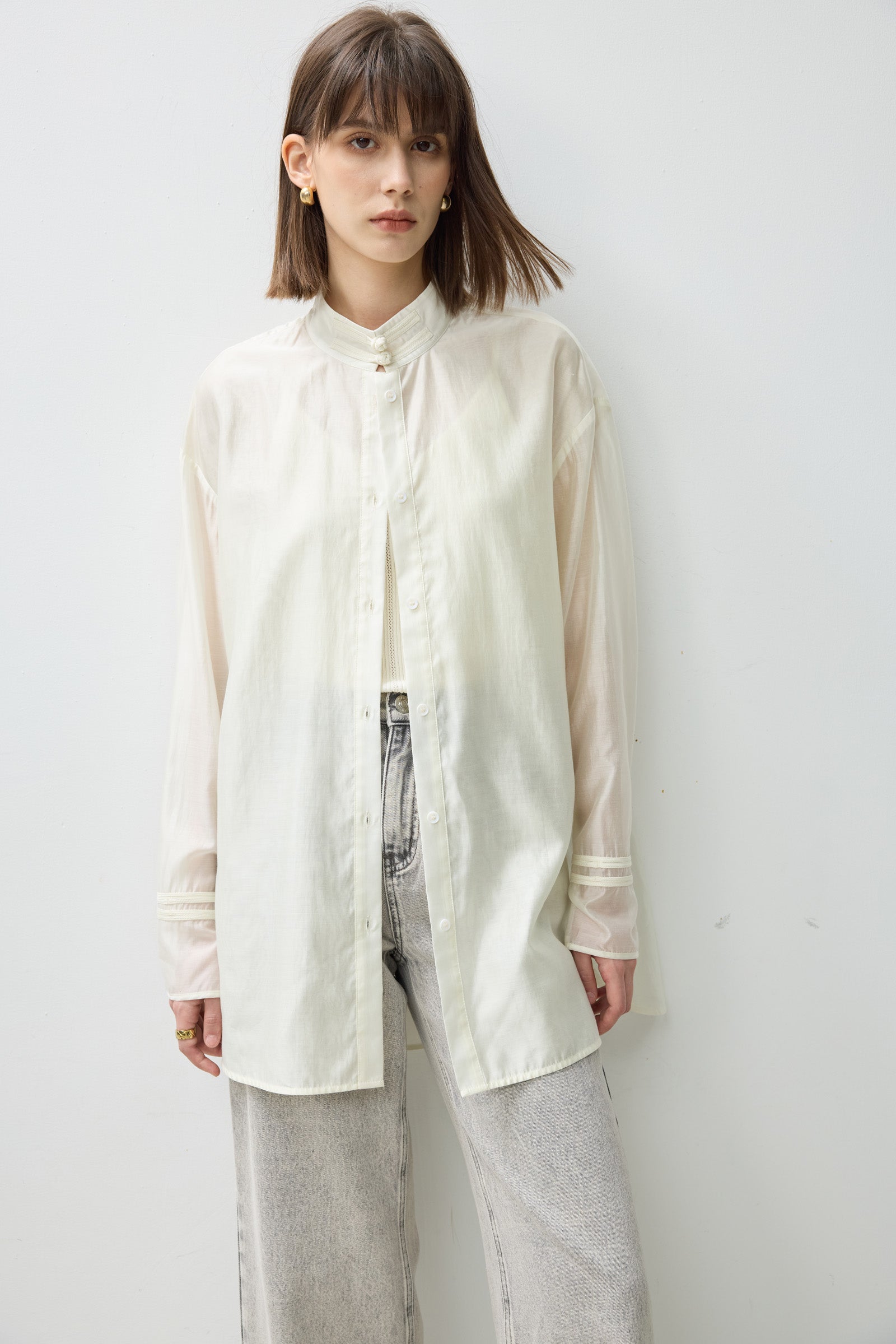 #color_Off White