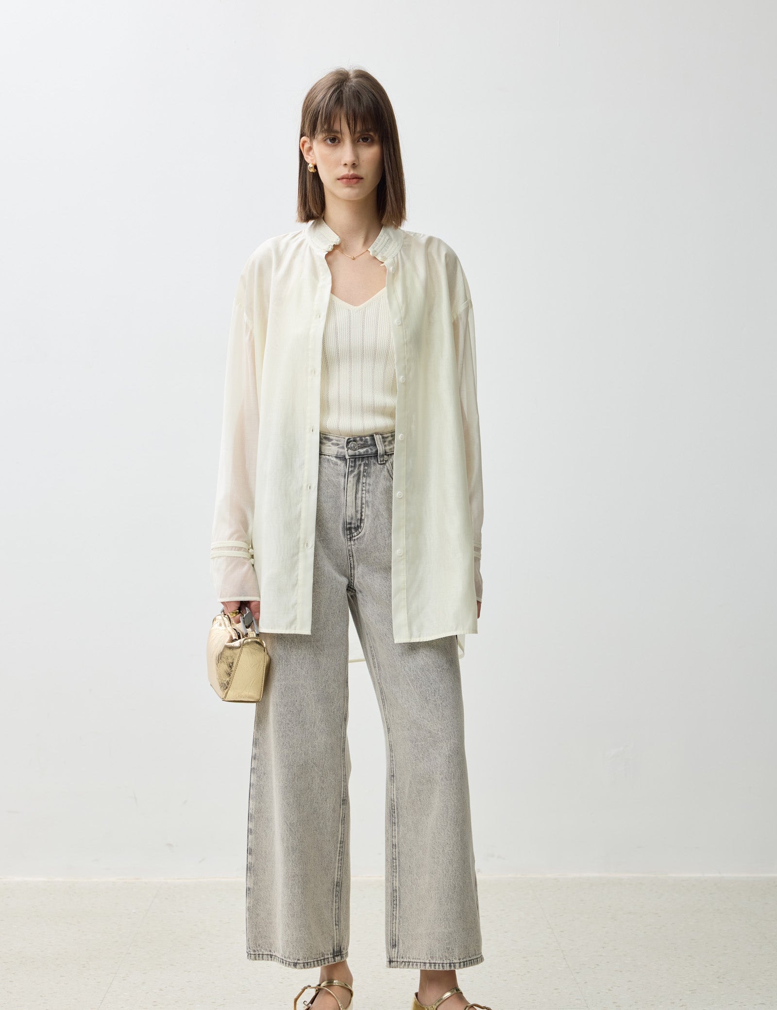 #color_Off White