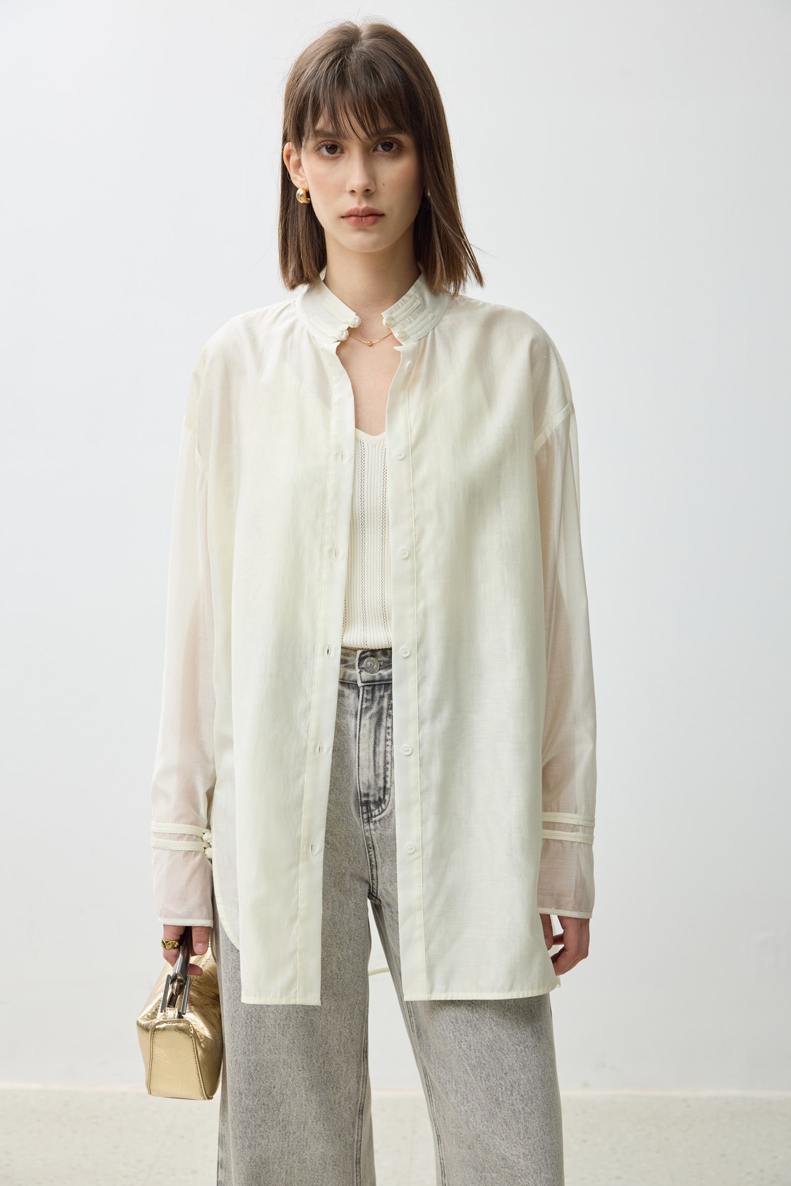 #color_Off White