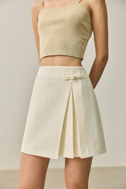 #color_Off White