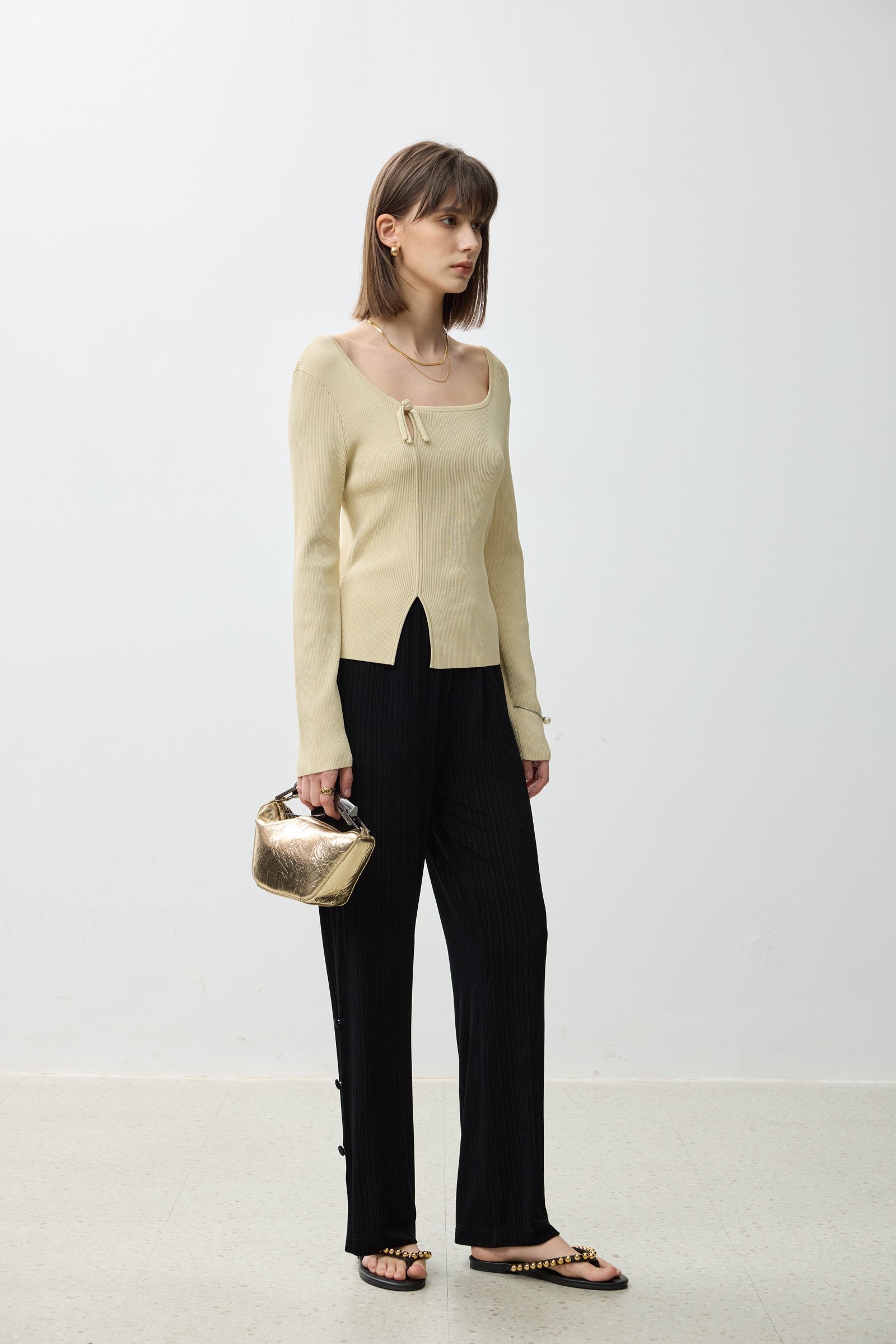 #color_Khaki