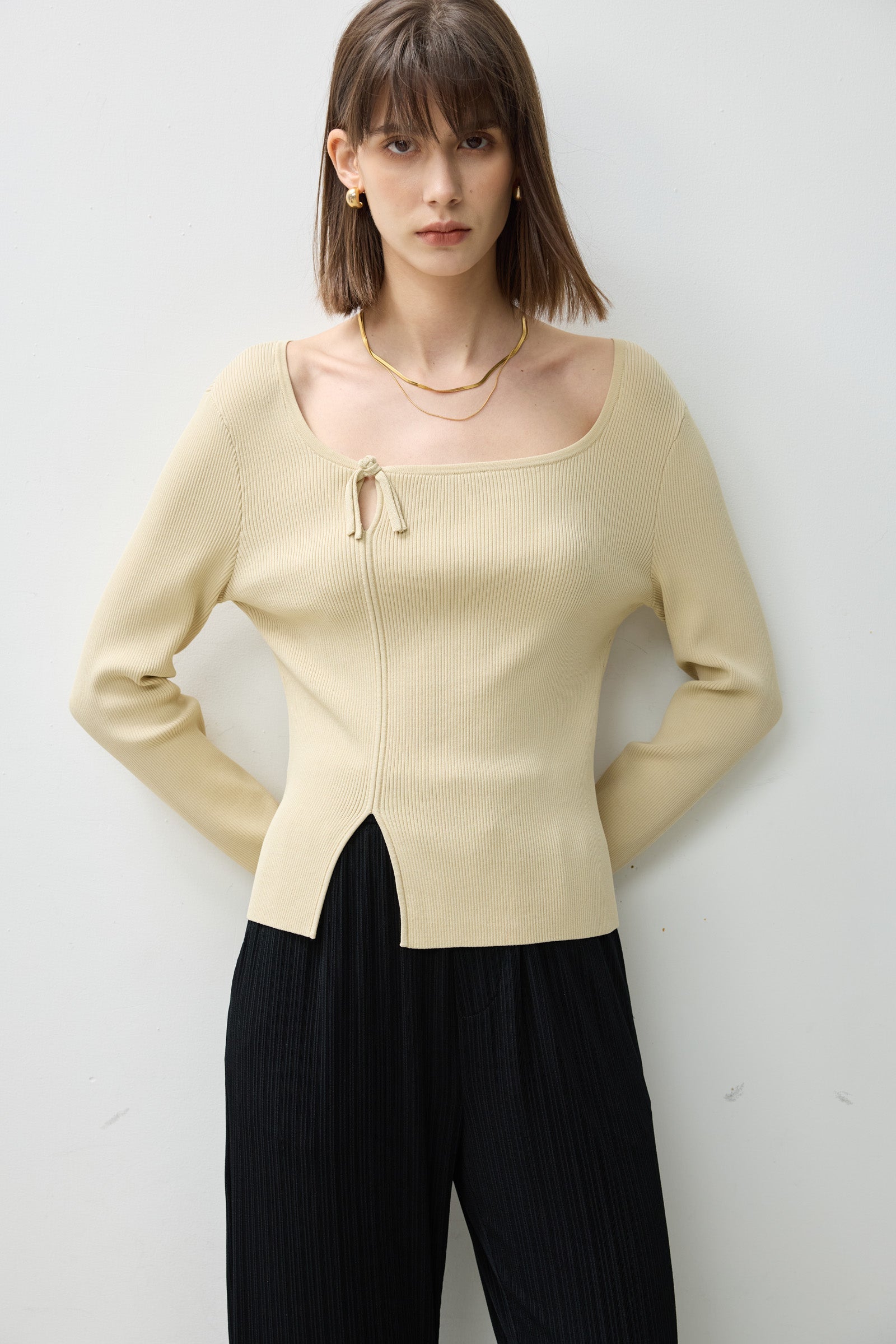 #color_Khaki