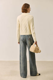 #color_Off White