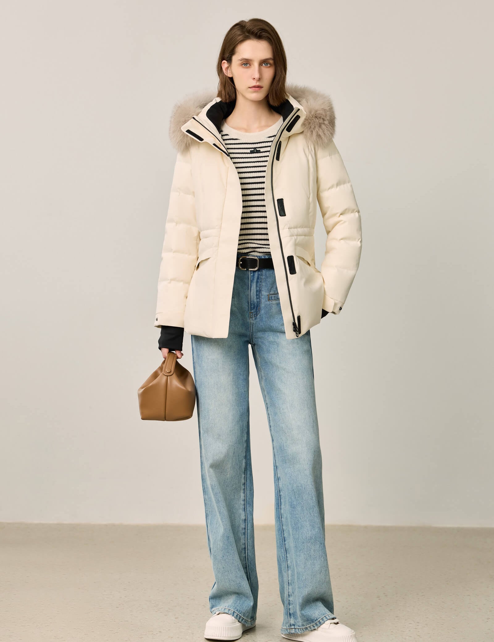 #color_Off White