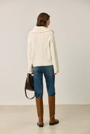 #color_Off White