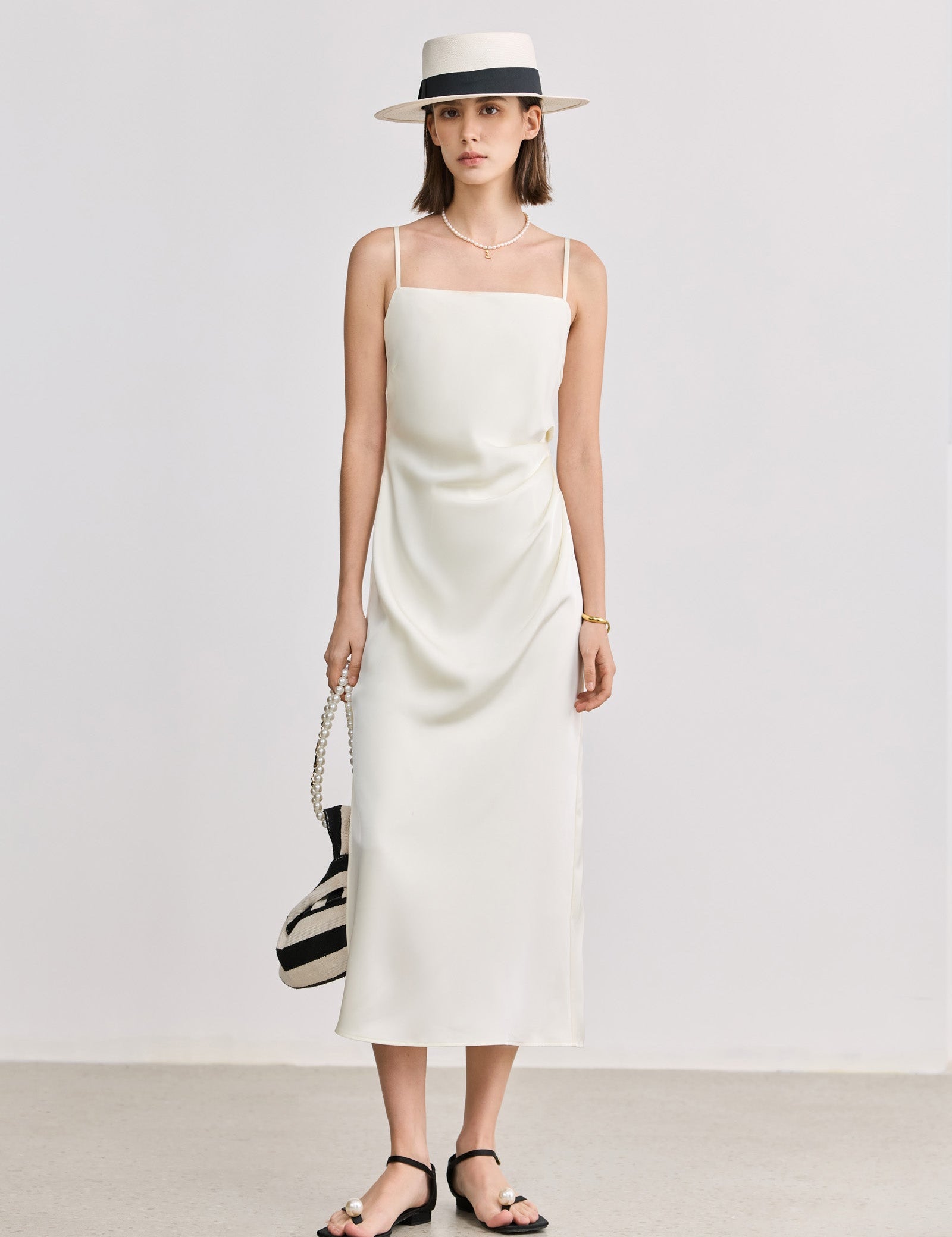 #color_Off White