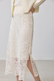 #color_Off White