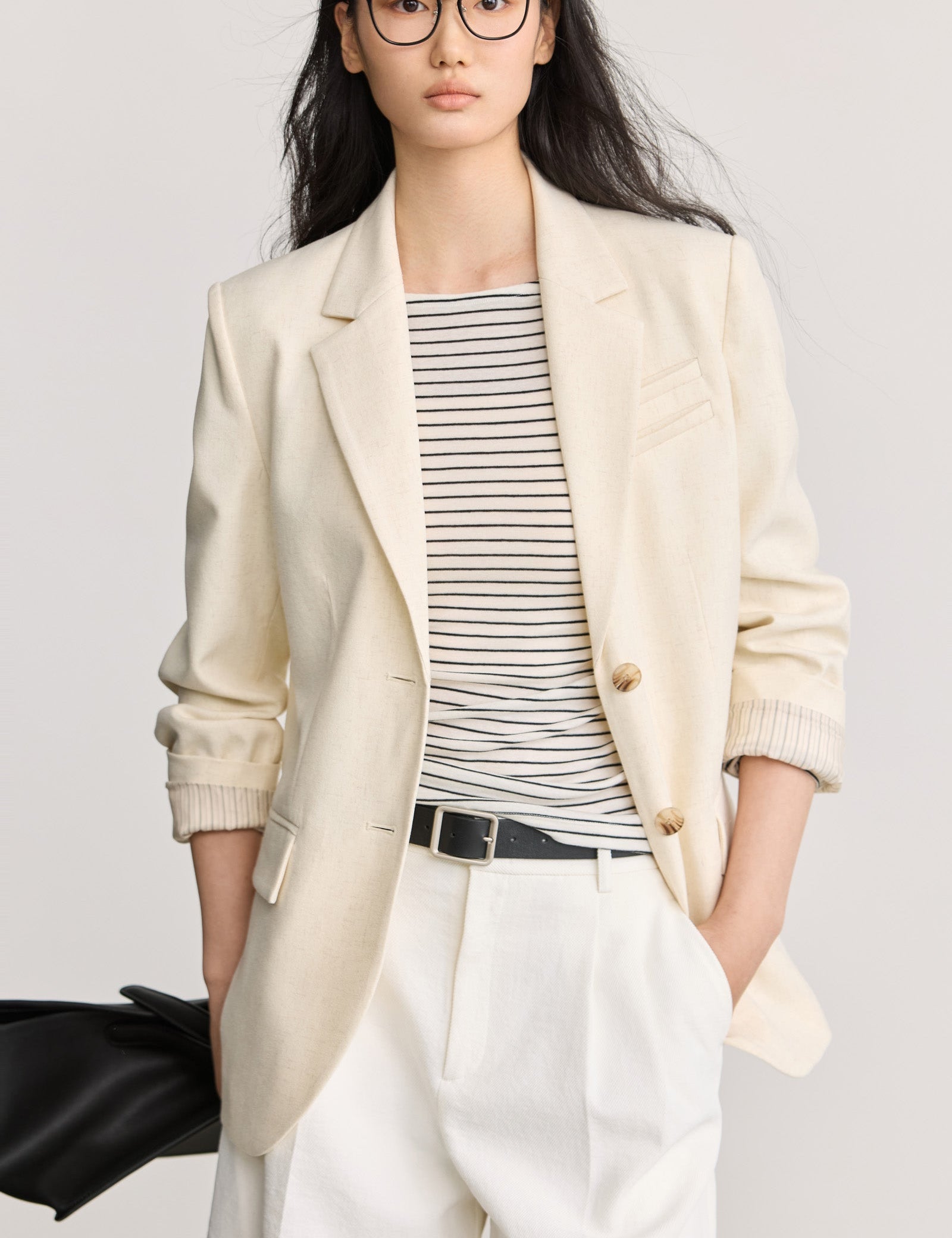#color_Off White