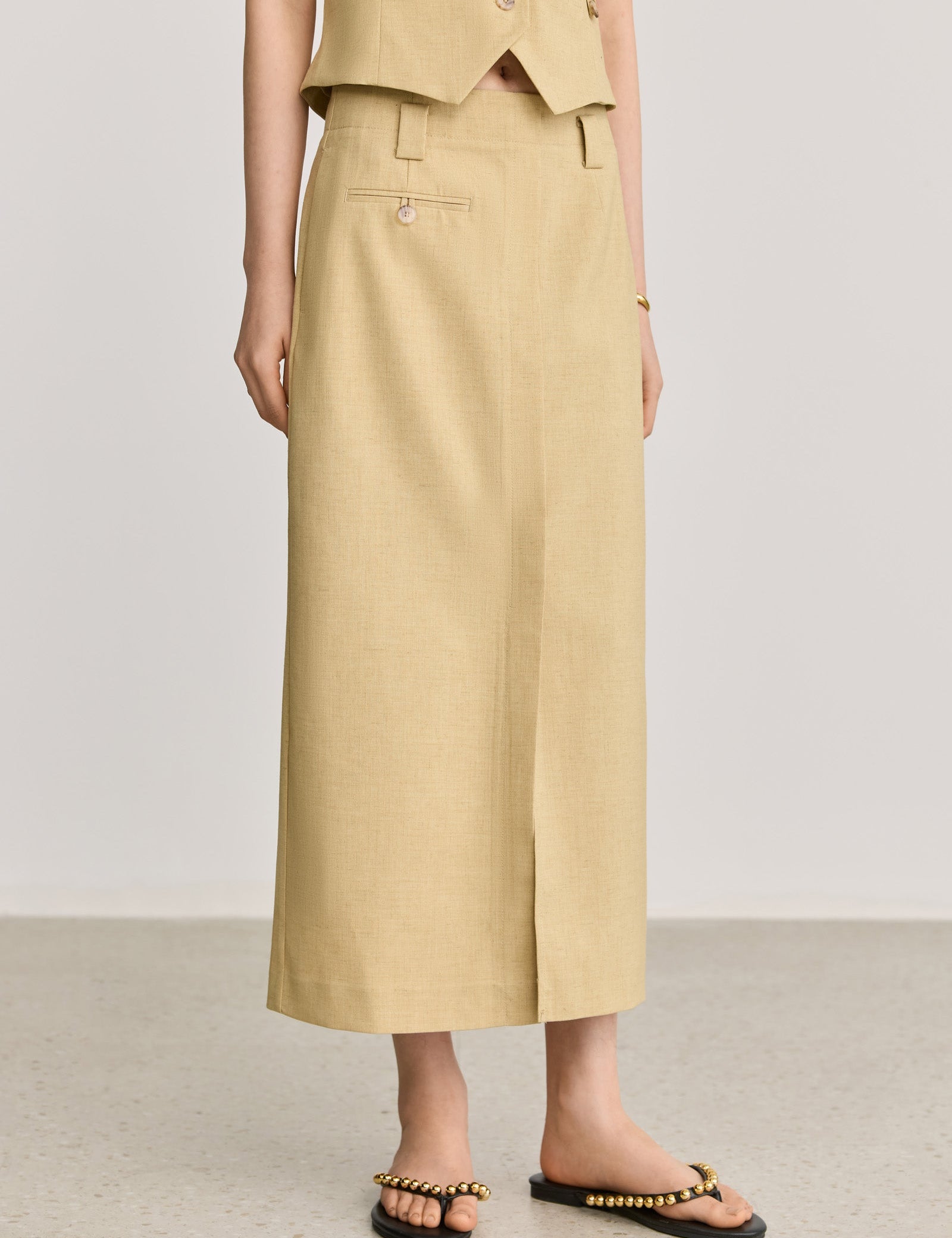 #color_Khaki