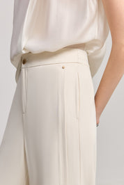 #color_Off White