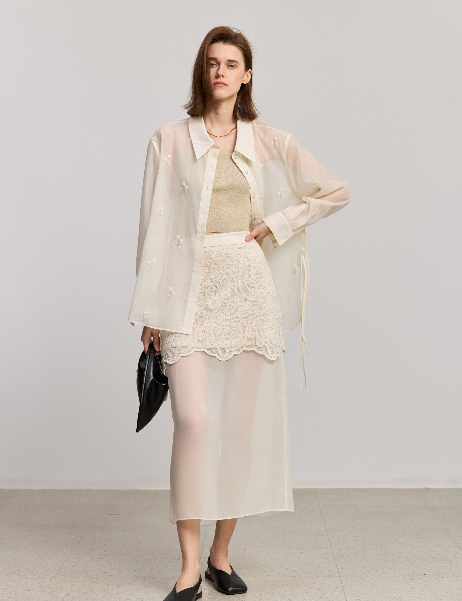 #color_Off White