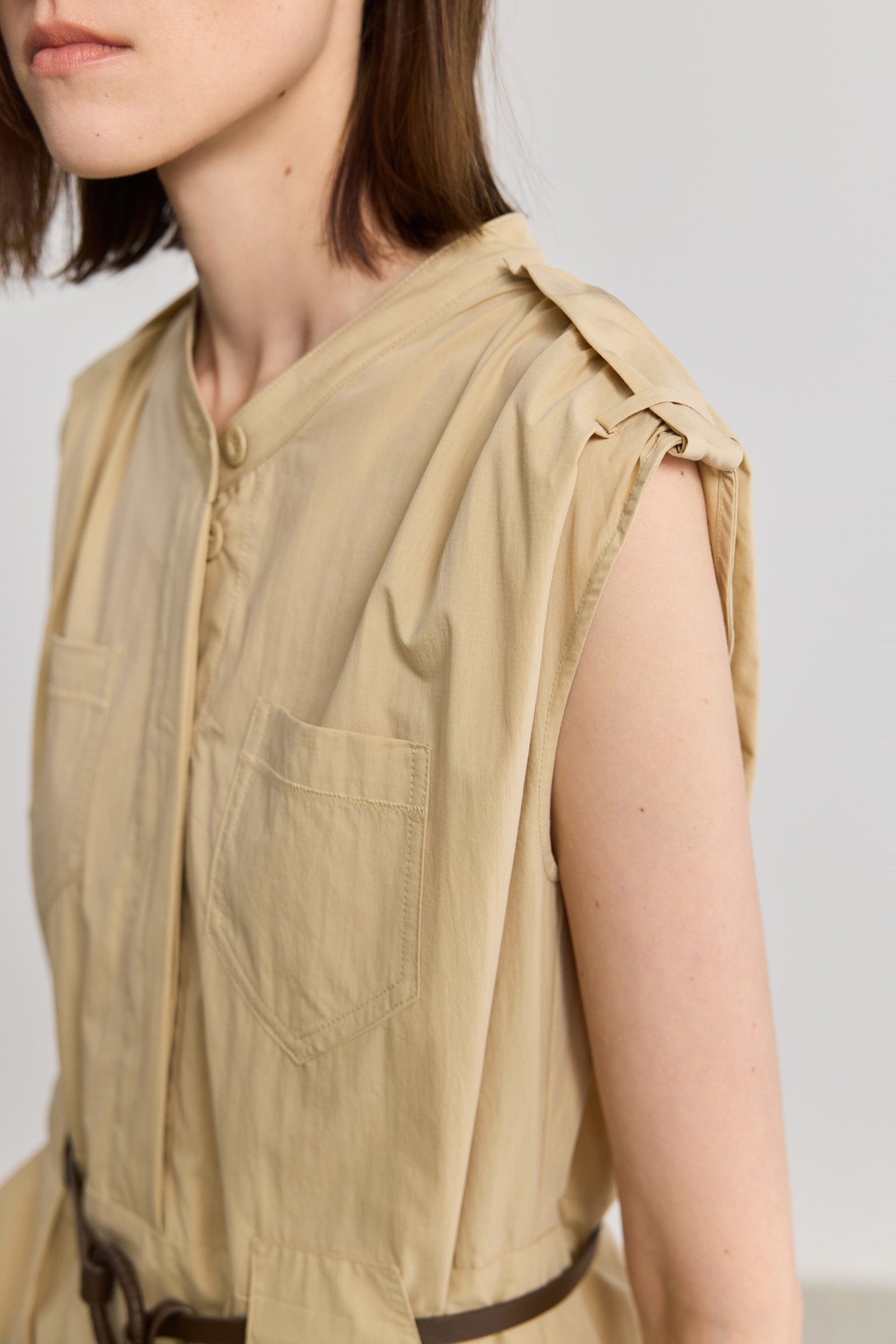 #color_khaki