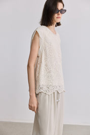 #color_Off White