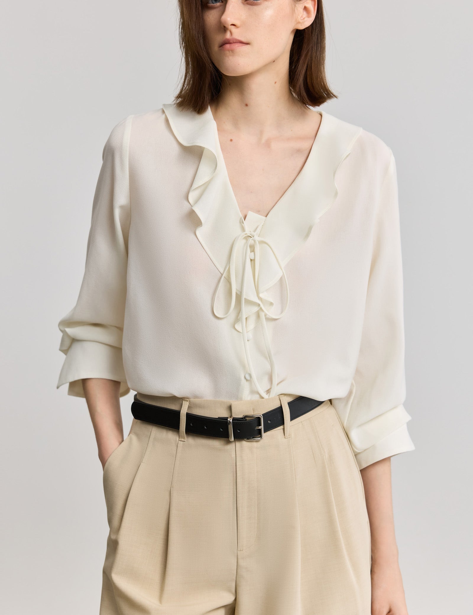 #color_Off White