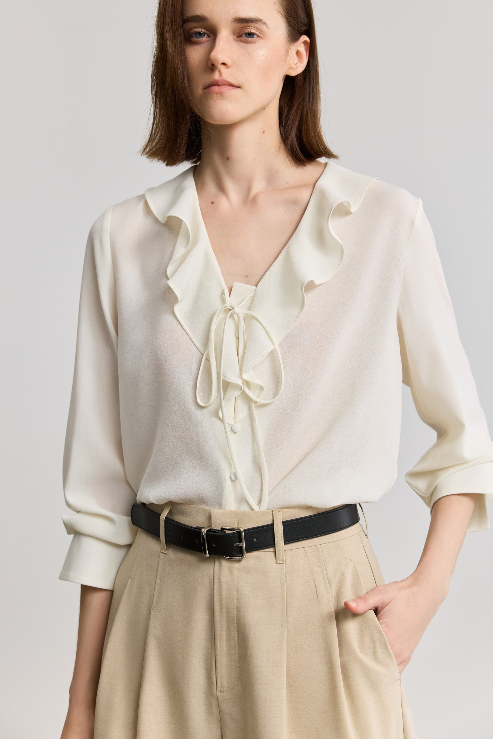#color_Off White