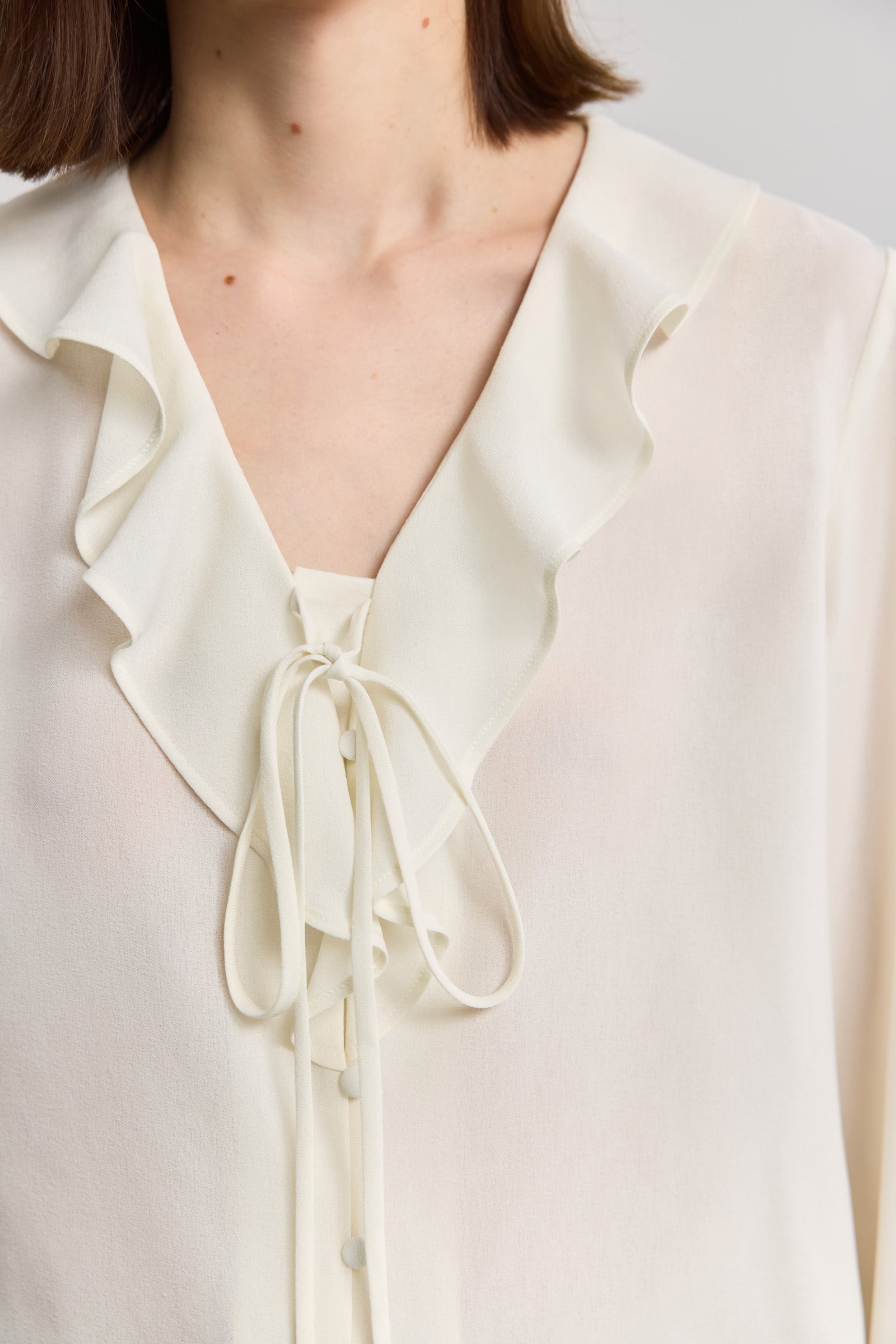 #color_Off White