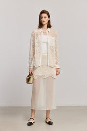 #color_Off White