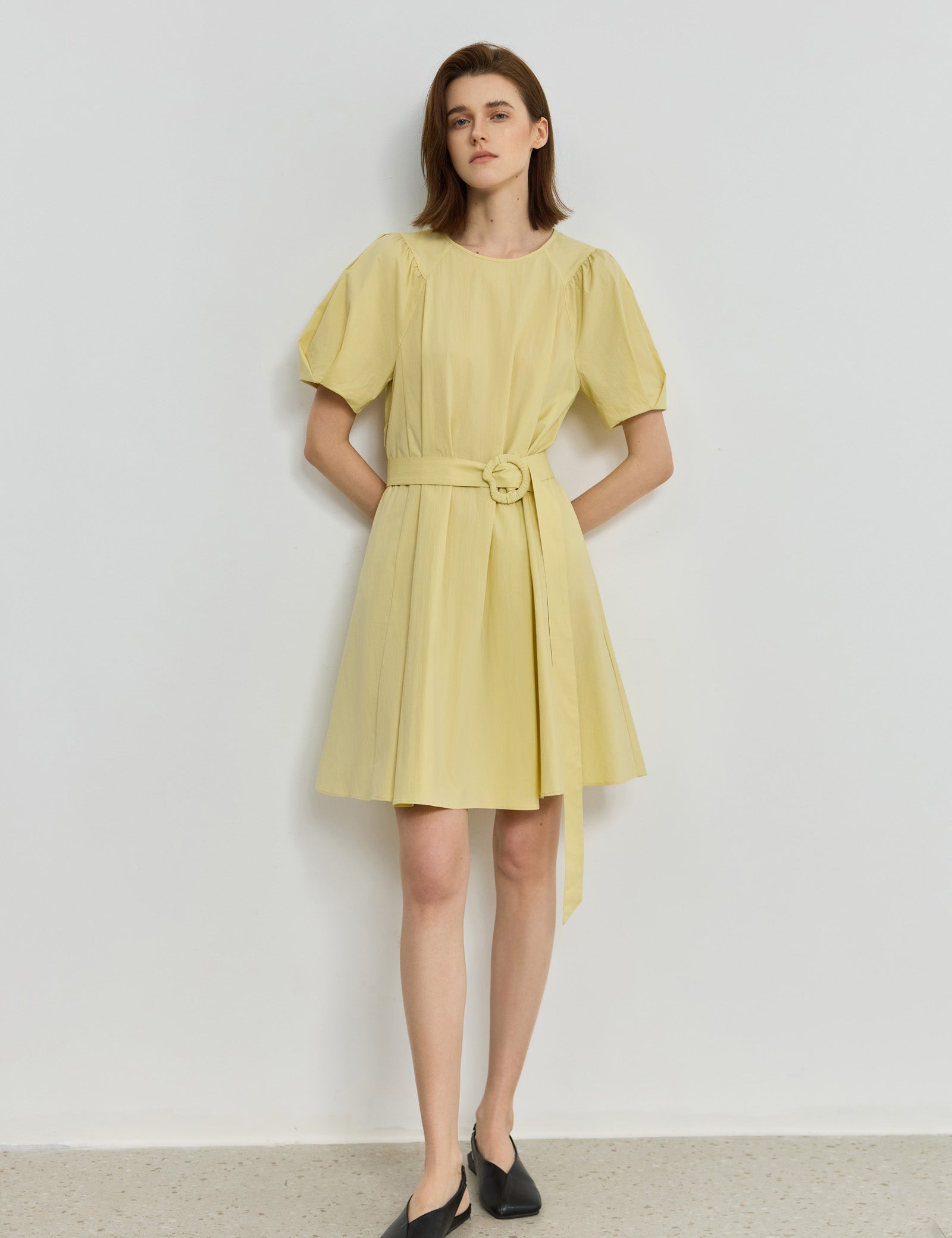 #color_Pale Yellow
