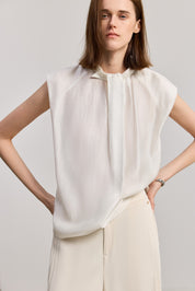 #color_Off White