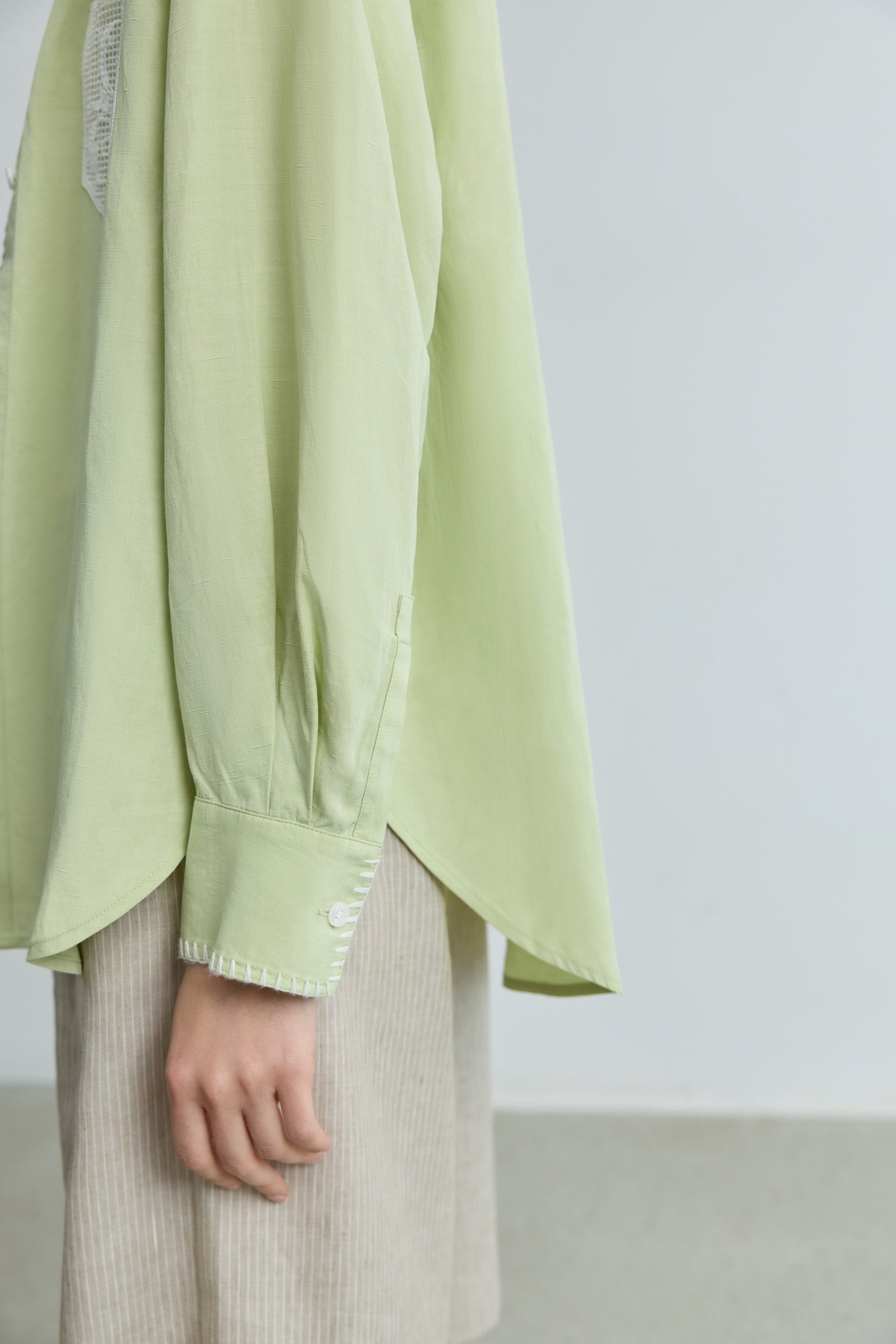 #color_Pale Green