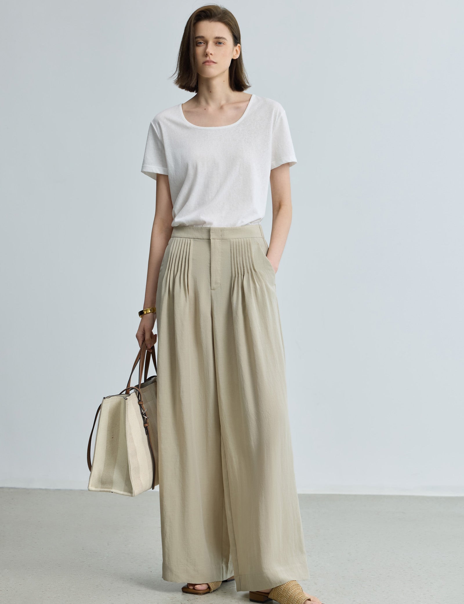 #color_Gray Khaki