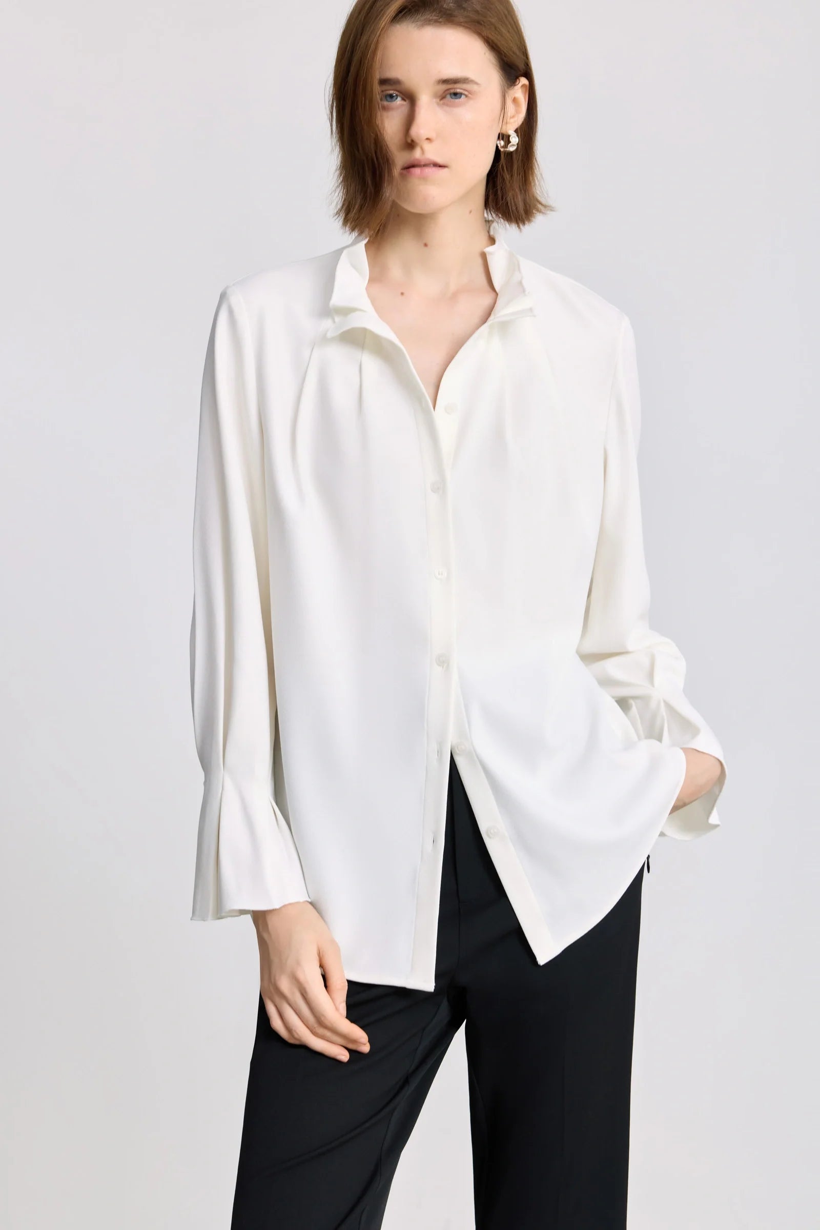 #color_Off White