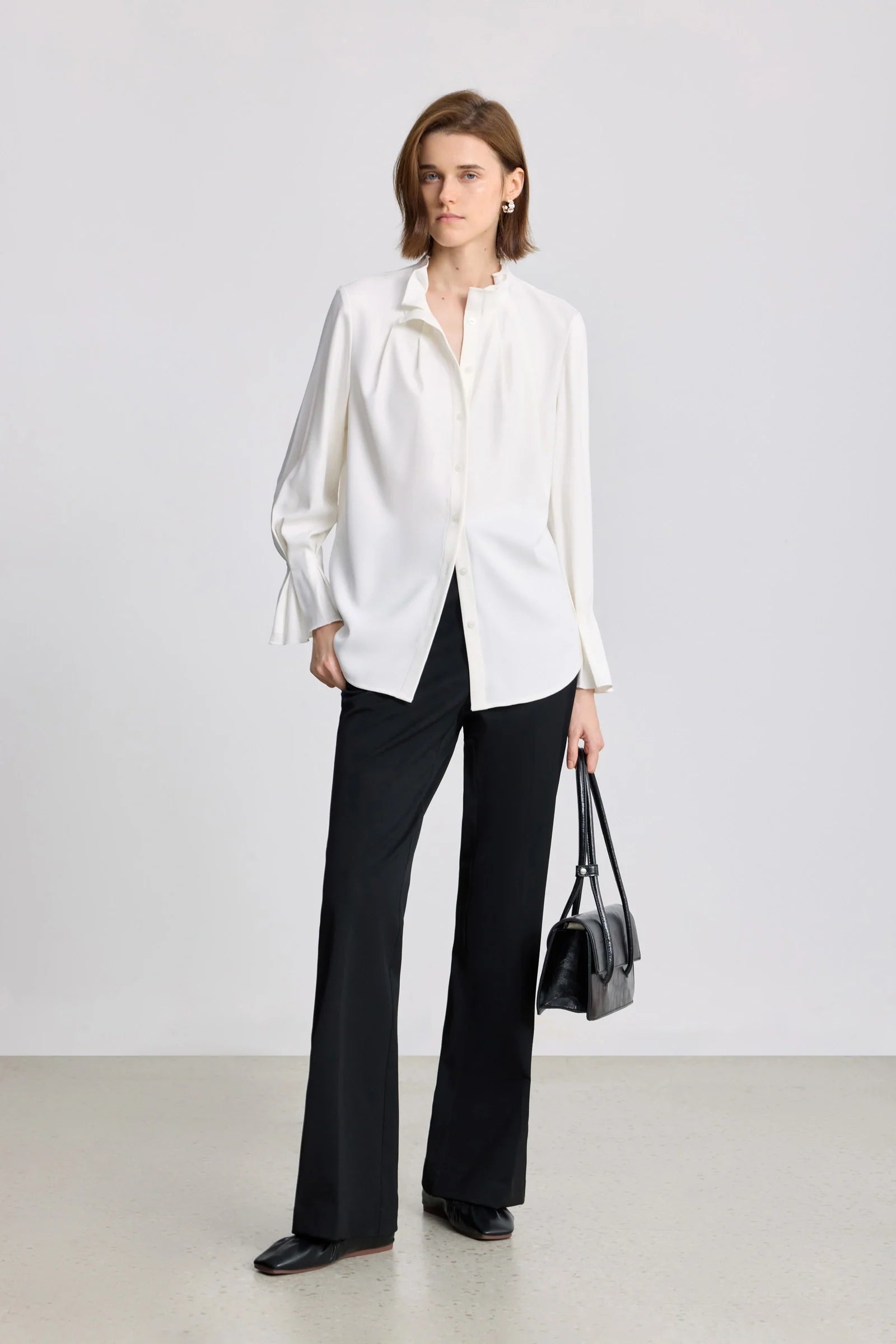 #color_Off White
