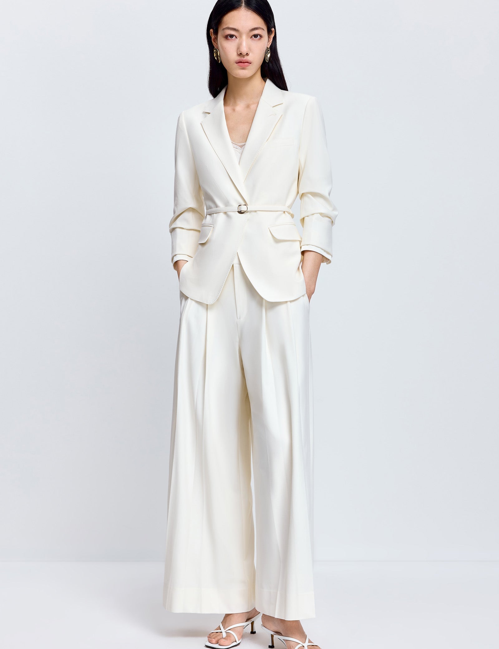 #color_Off White