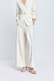 #color_Off White