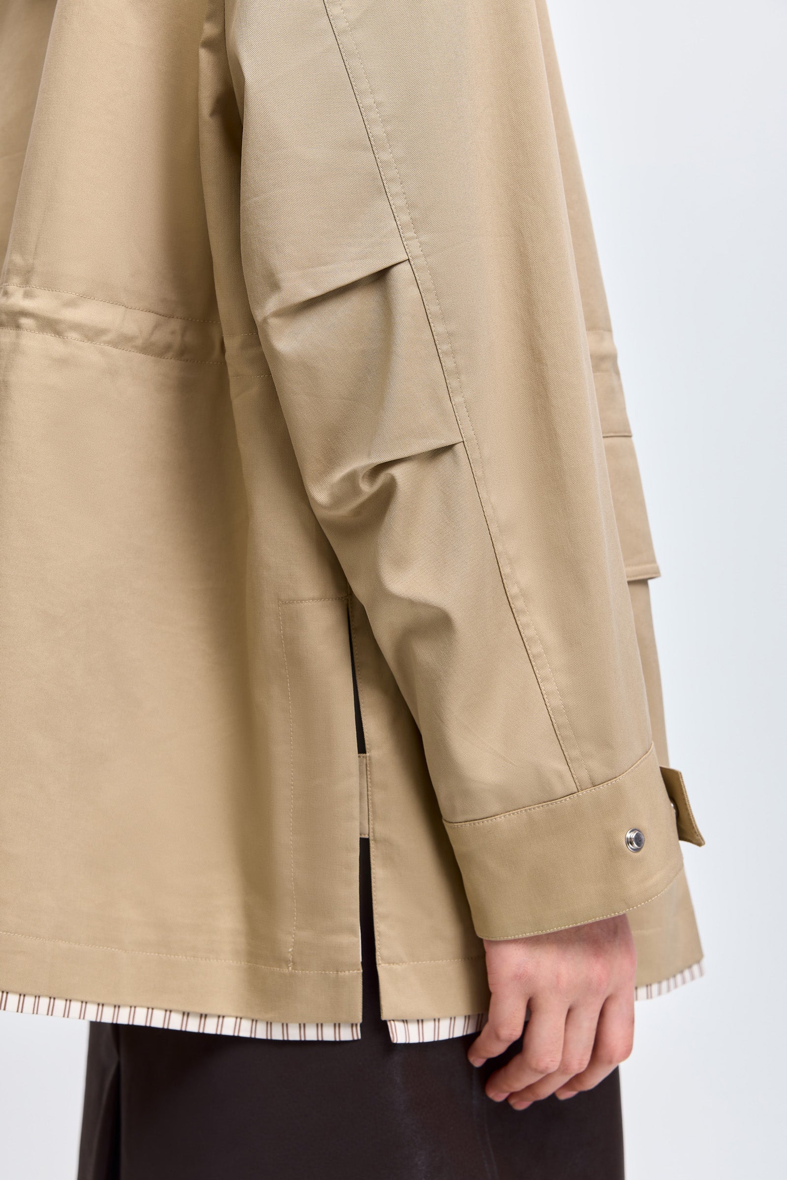 #color_Light Khaki