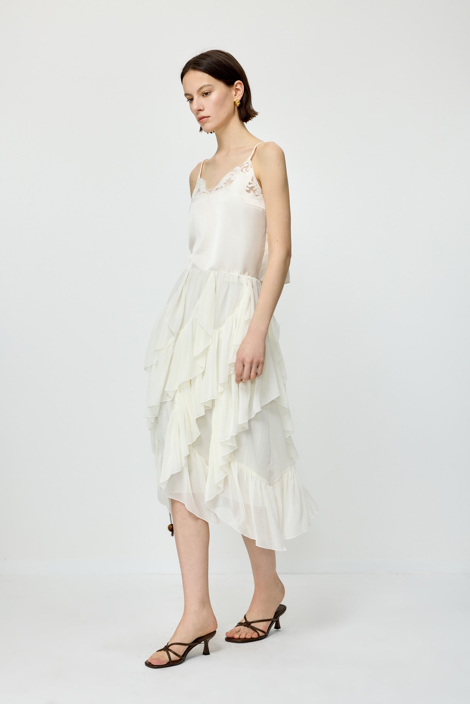 #color_Off White
