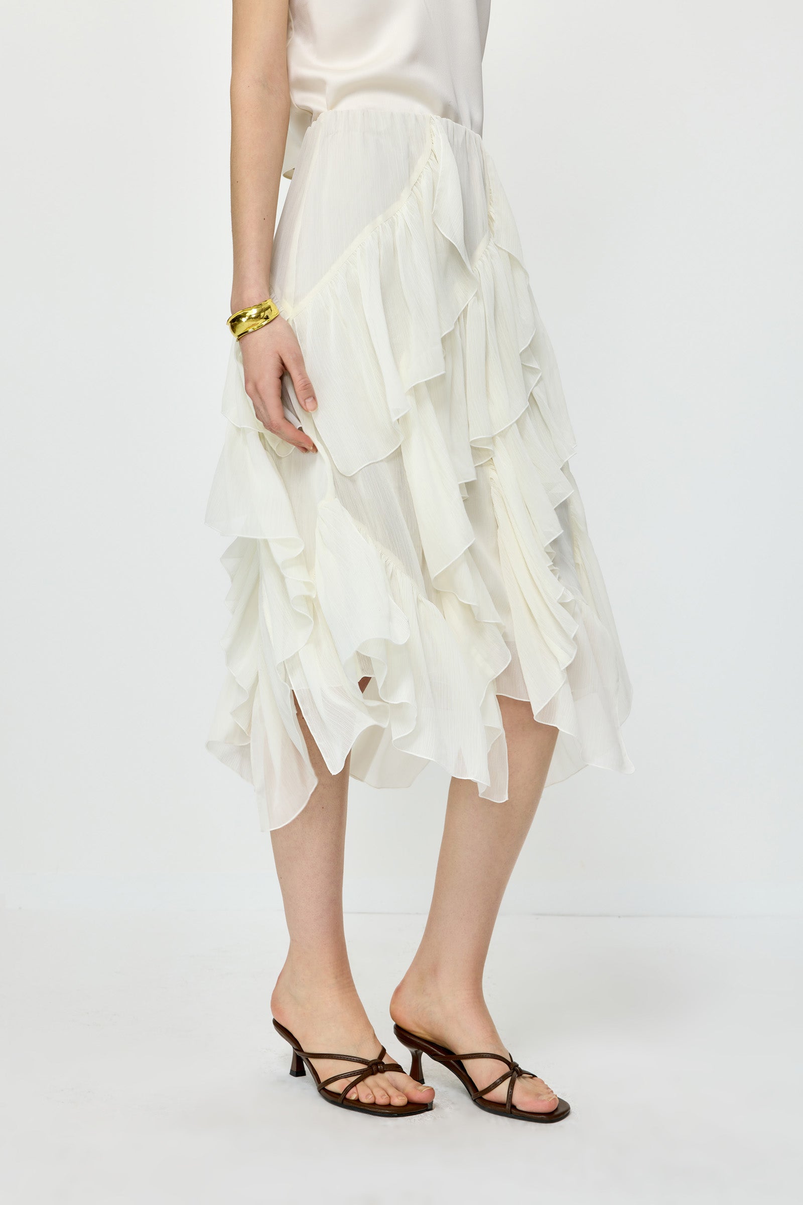 #color_Off White