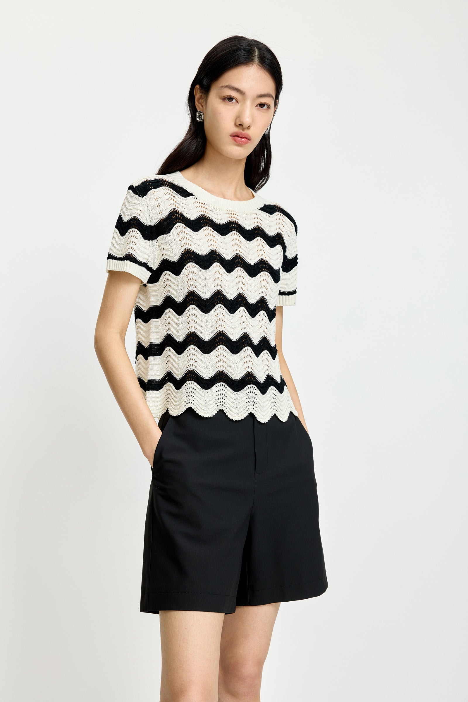 #color_Off White