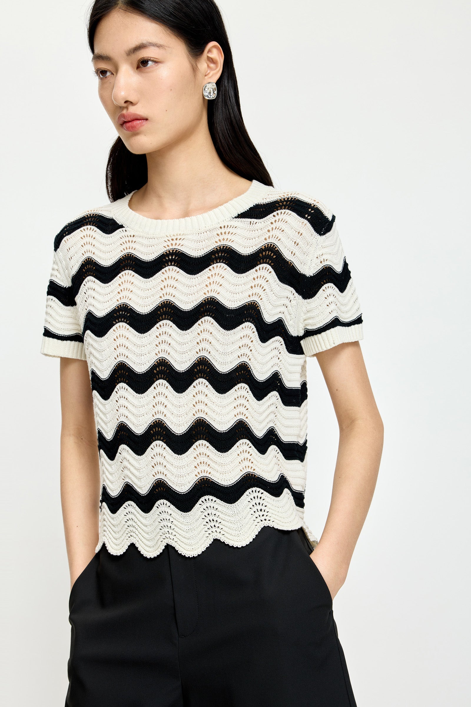 #color_Off White