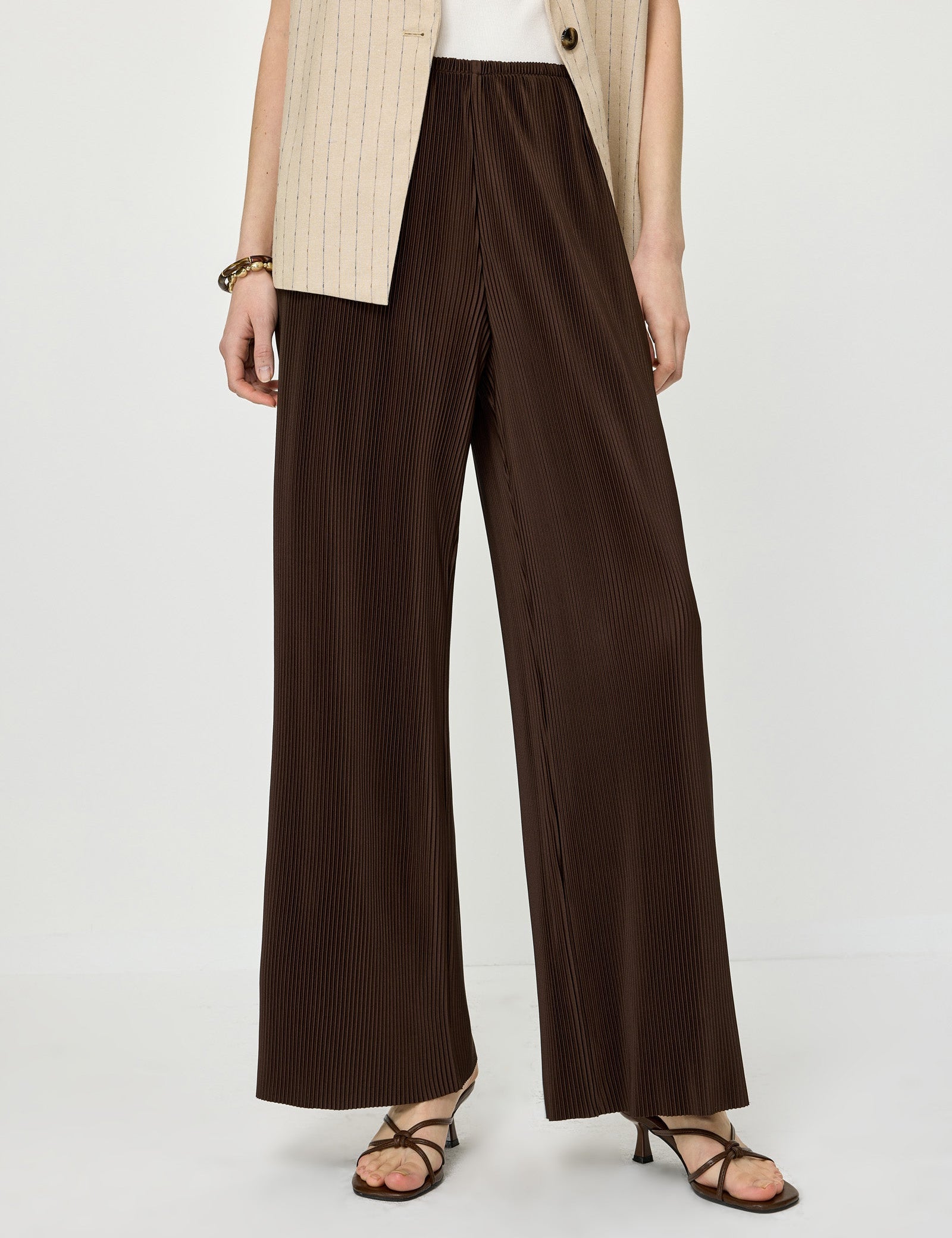 #color_Brown