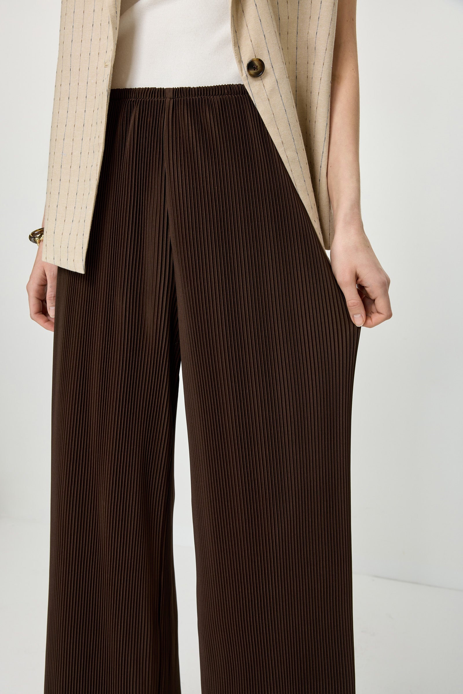 #color_Brown