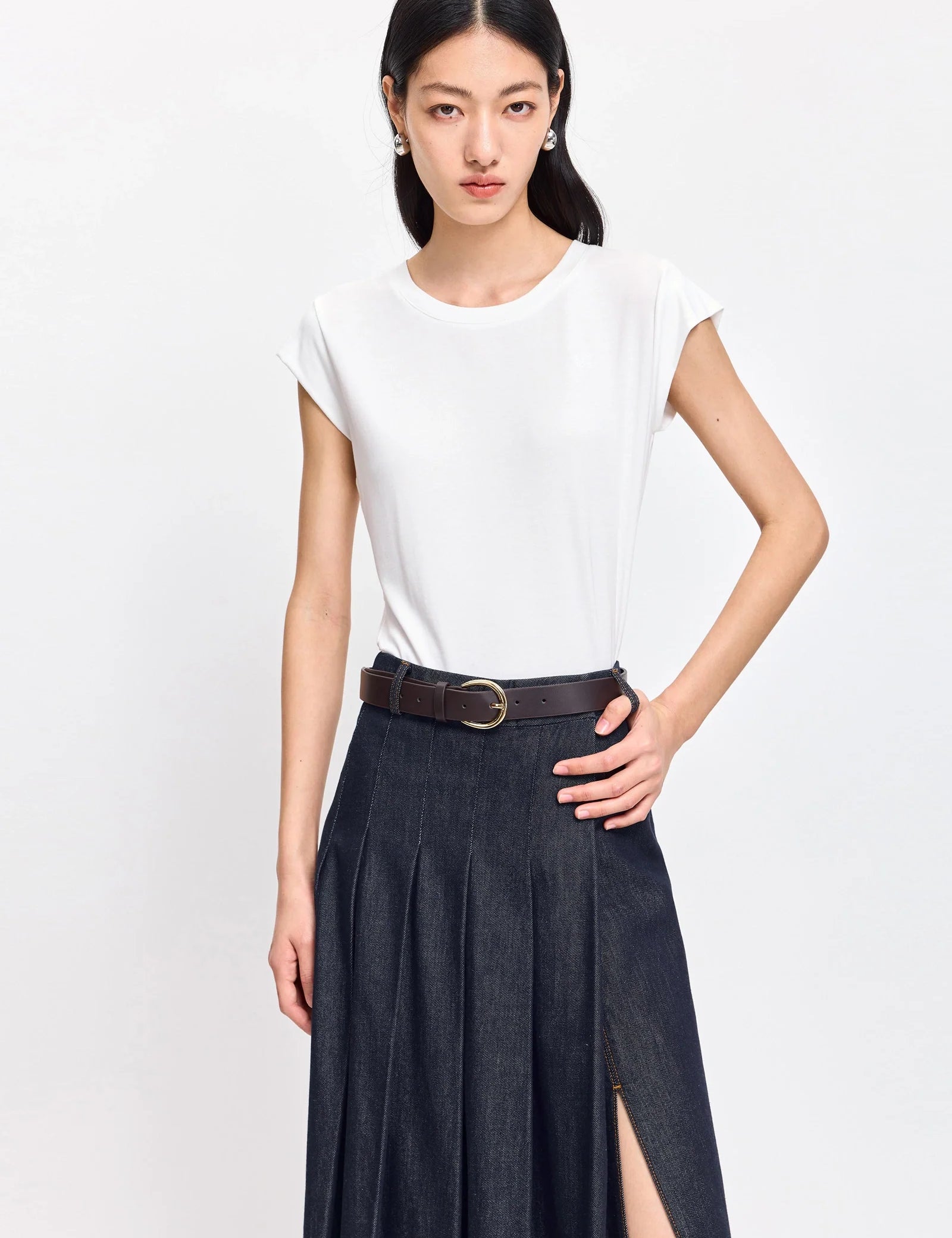 #color_Off White