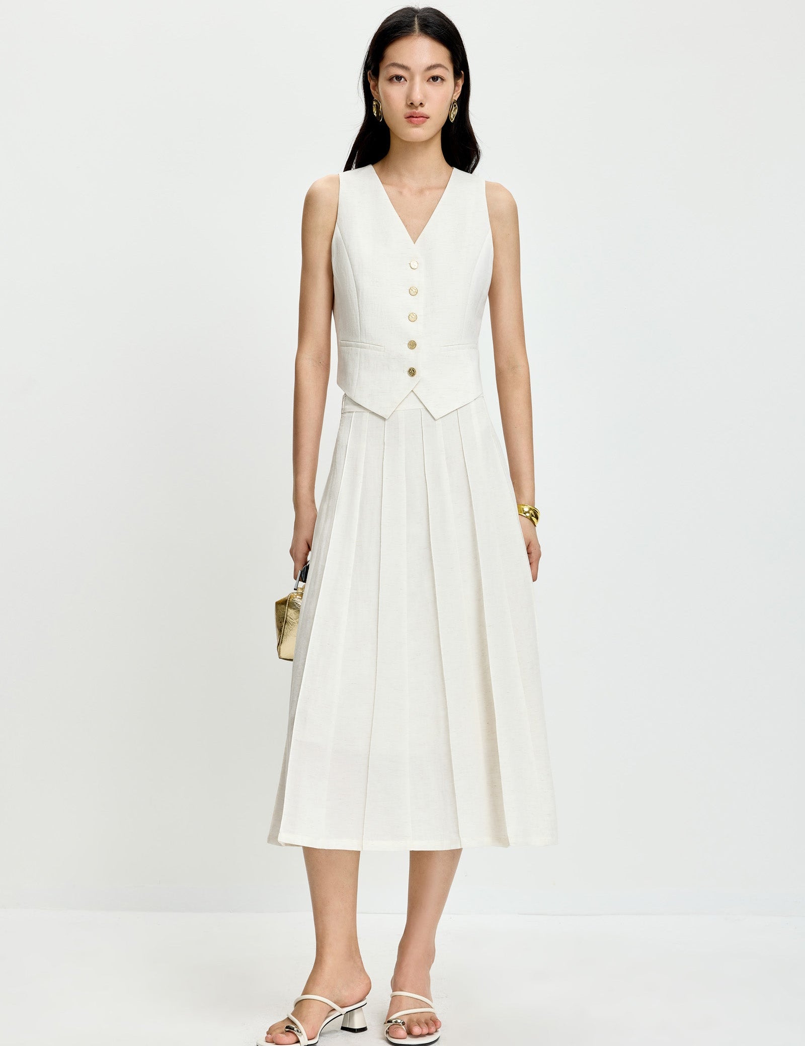 #color_Off White