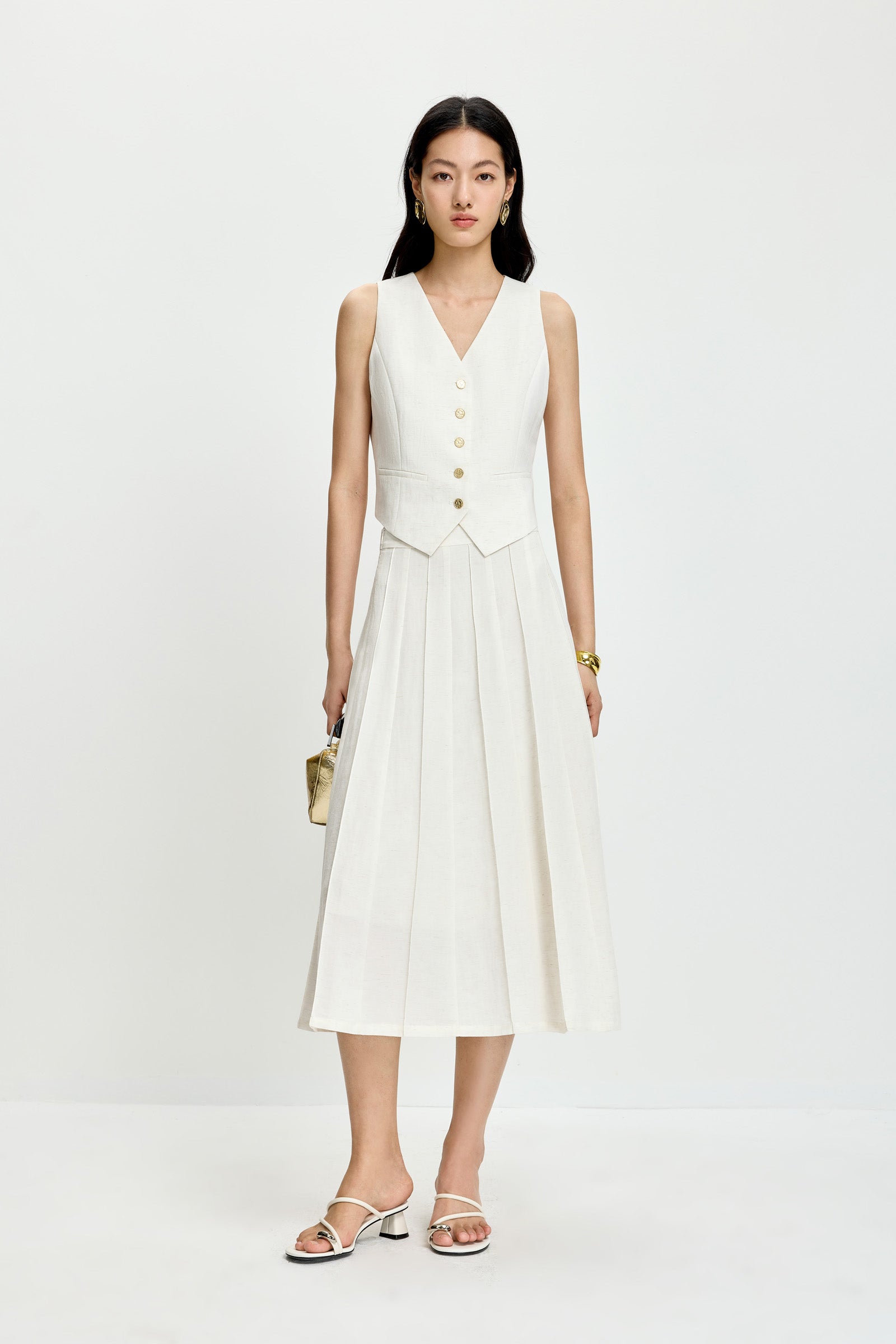 #color_Off White
