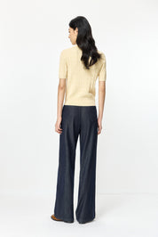 #color_Pale Yellow
