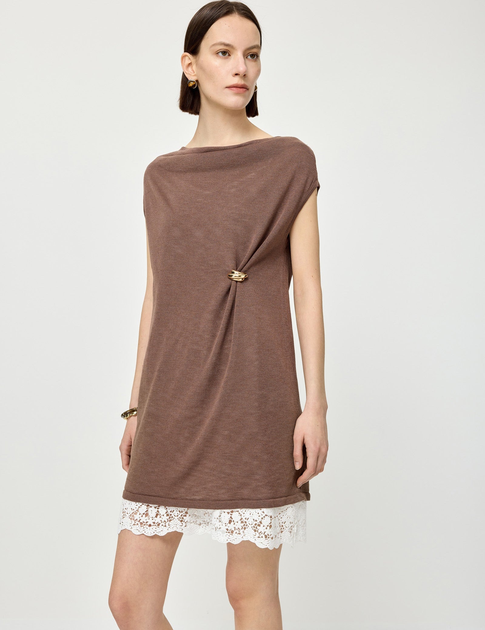 #color_Brown