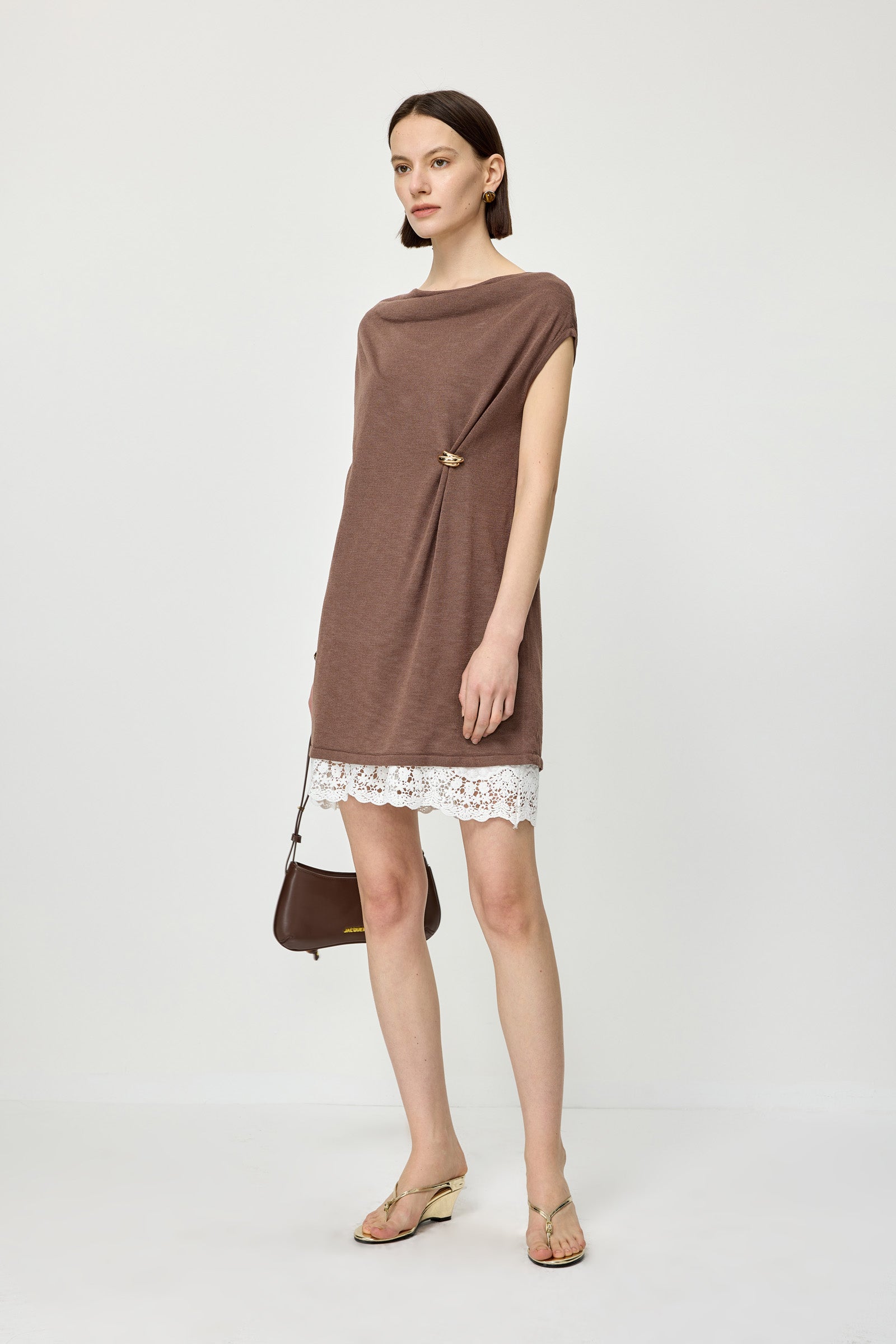 #color_Brown