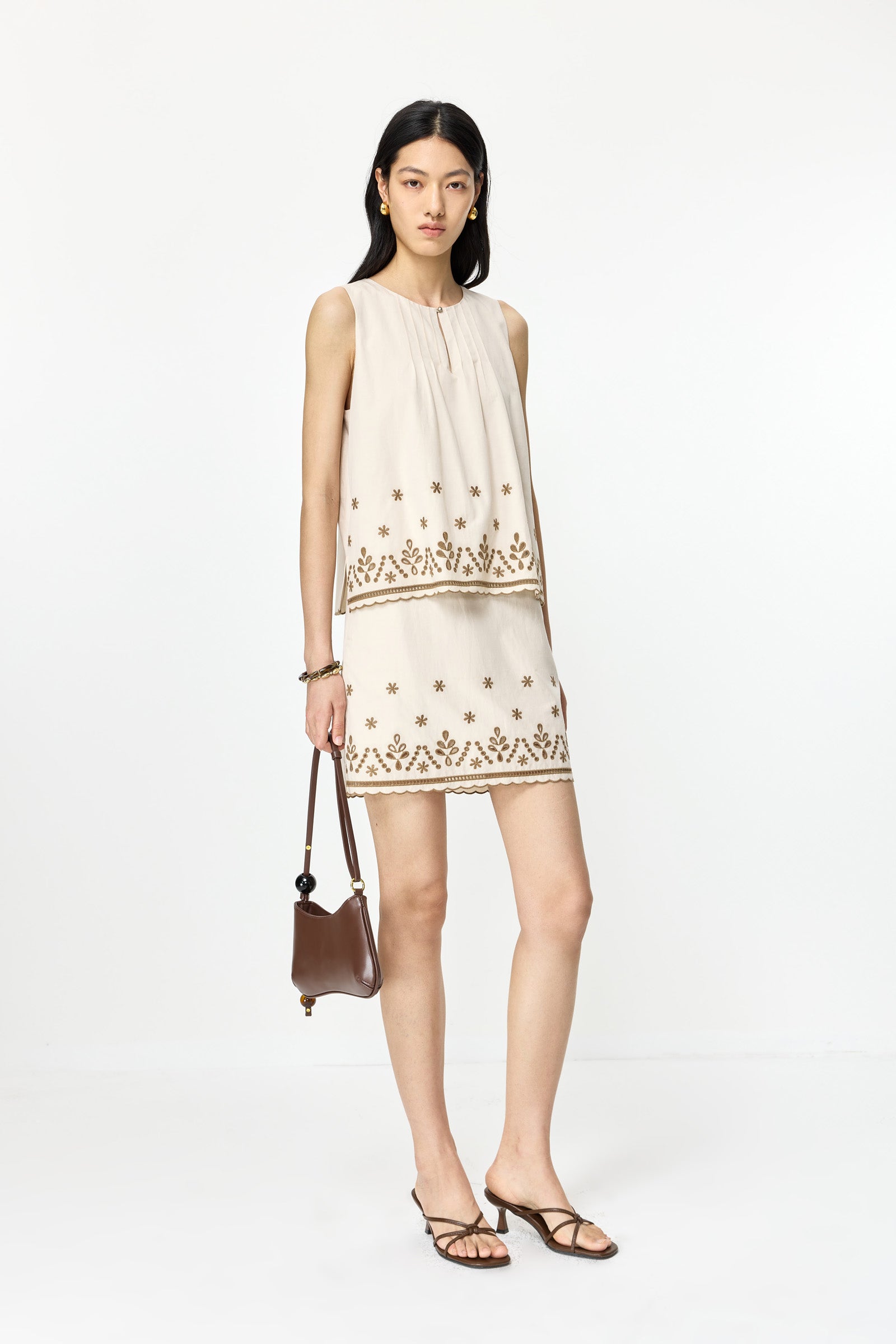 #color_Light Khaki