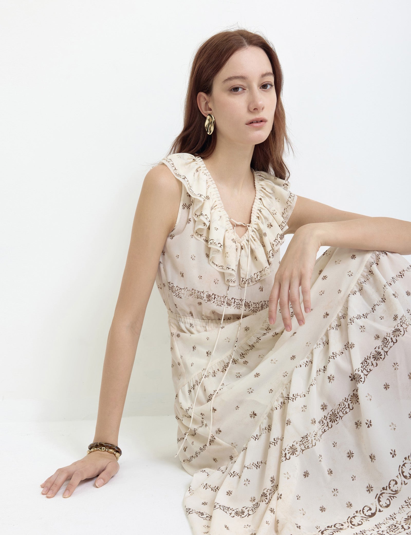 #color_Off White
