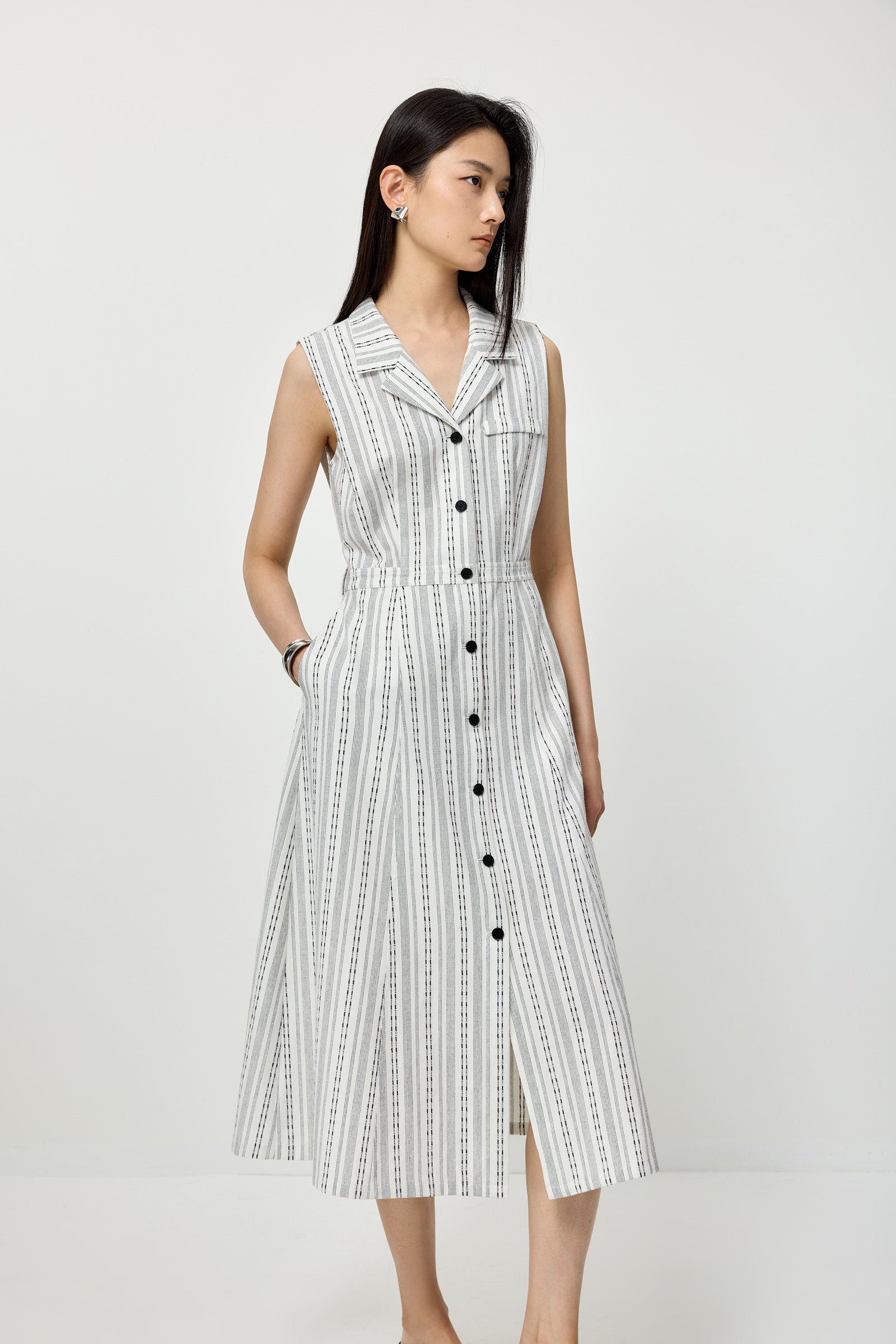 #color_White