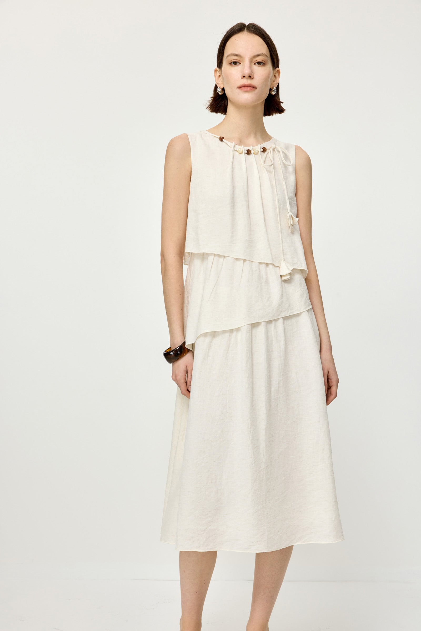 #color_Off White