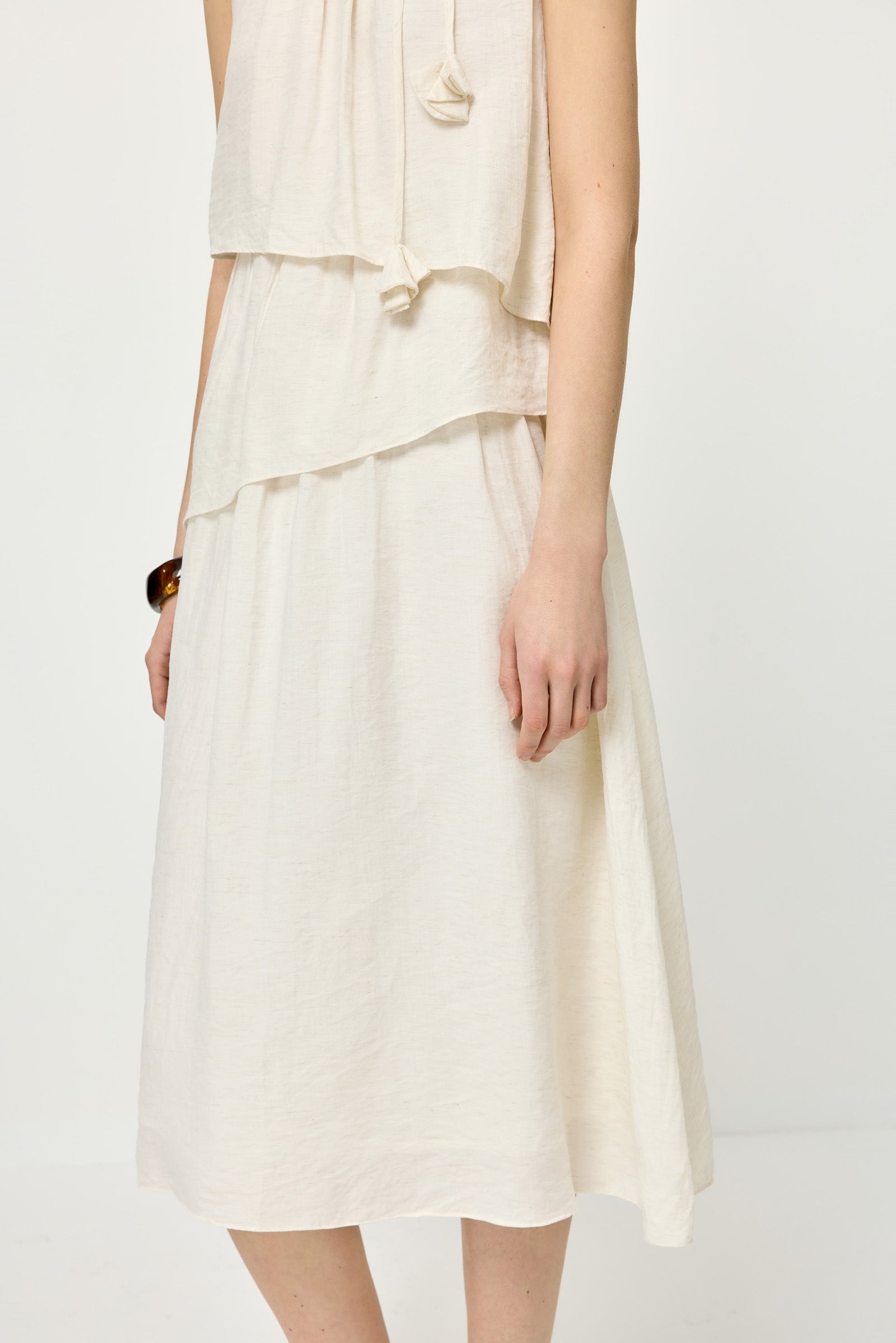 #color_Off White