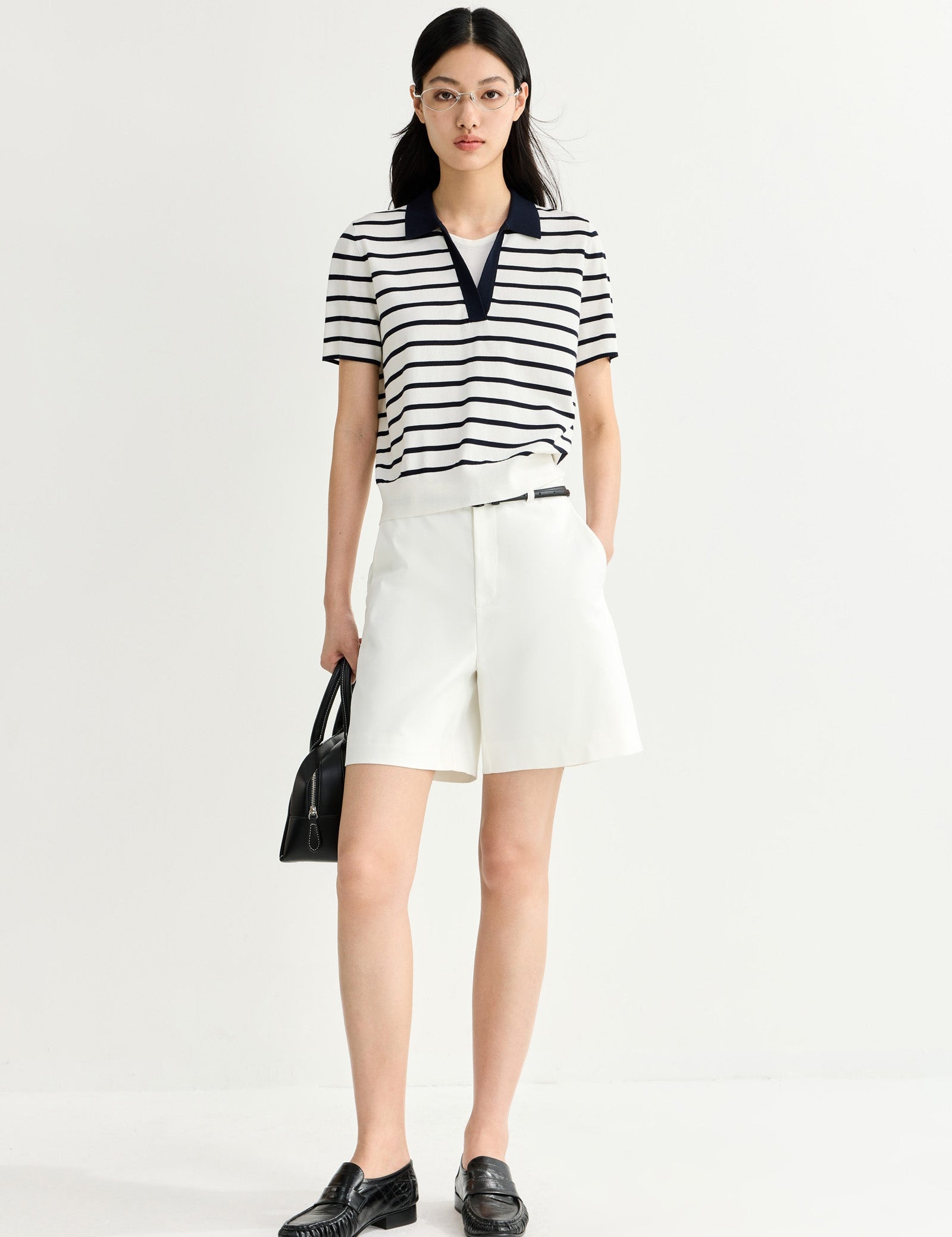 #color_Off White