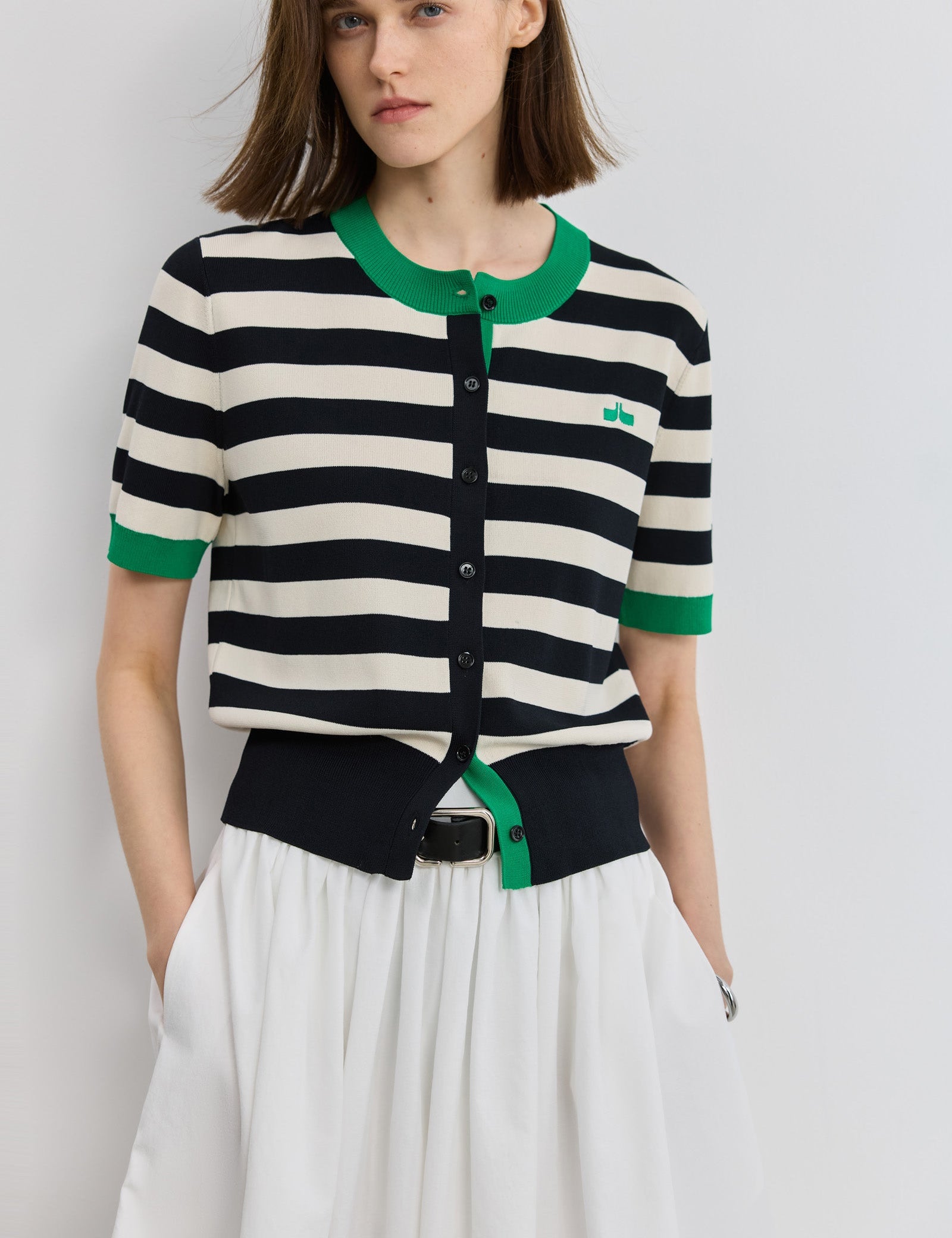 #color_Off White